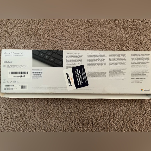 Microsoft Bluetooth Keyboard - Picture 5 of 7